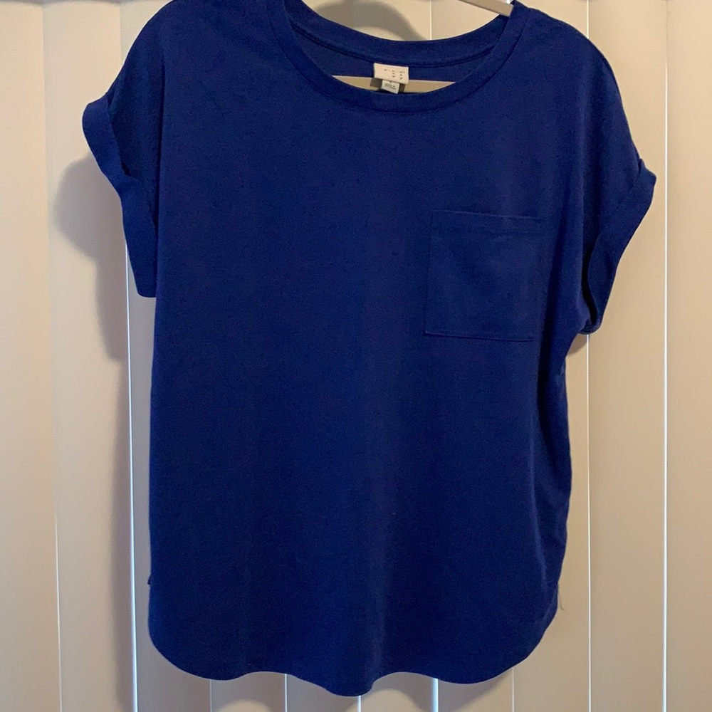 Blue Short cuffed sleeve shirt with front pocket